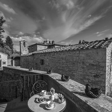 Le Suites Di Castello Di Ama Gaiole in Chianti Exterior foto