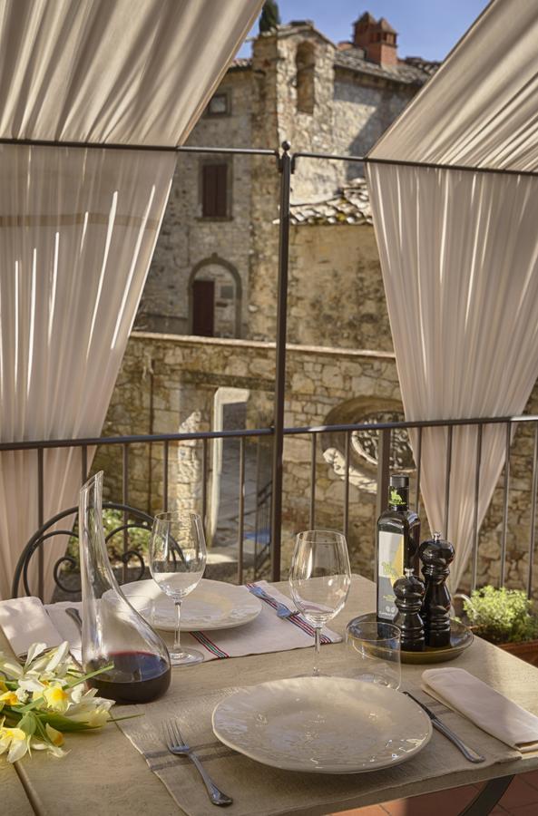 Le Suites Di Castello Di Ama Gaiole in Chianti Exterior foto
